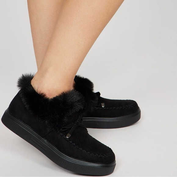 NWT Fur-Trim Bow Slippers – Black – Size 6 - Picture 6 of 8
